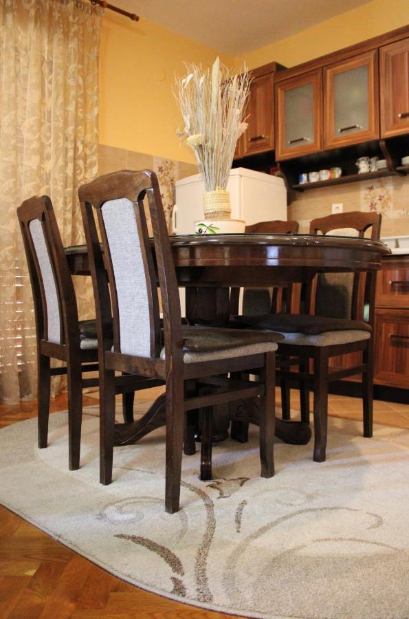 Holiday Home Gazevic Virpazar Eksteriør bilde